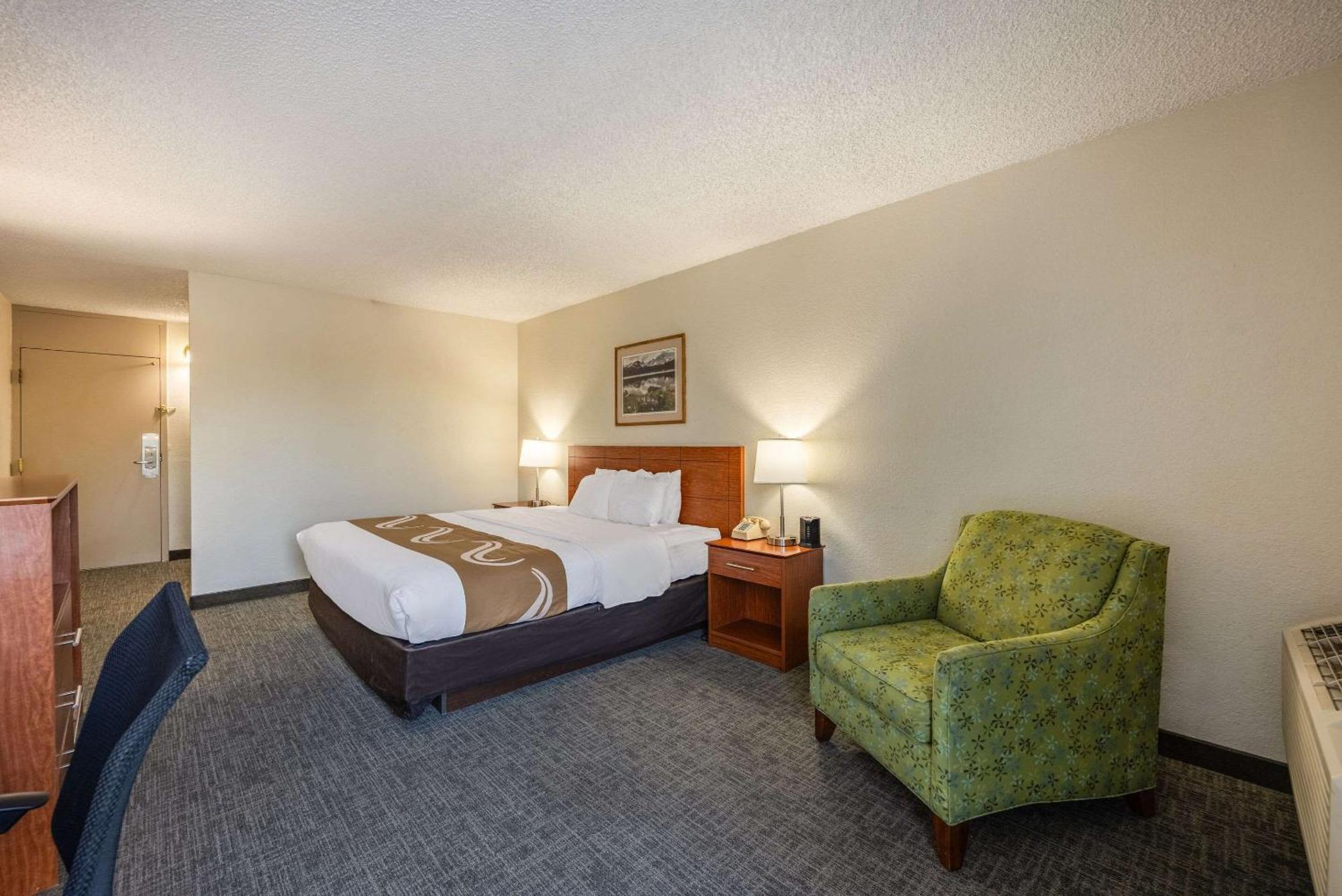 Quality Inn & Suites Canon City Exterior photo